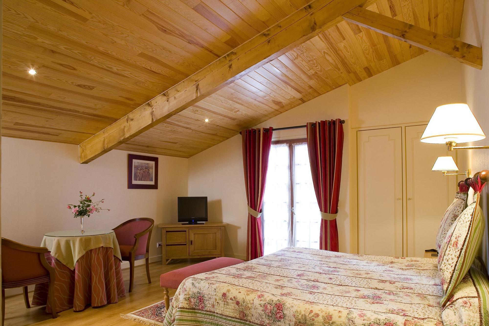 Hotel Argi Eder Эноа Экстерьер фото